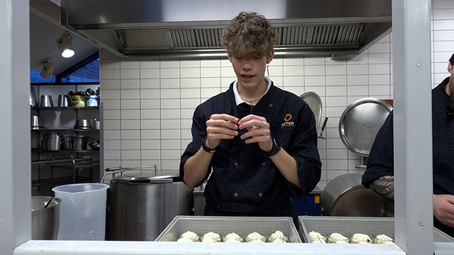 Praksisfaglighed på efterskoler. Gourmetlinjen på Osted Efterskole.