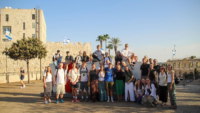 Elever fra Djurslands Efterskole i Jerusalem, oktober 2023