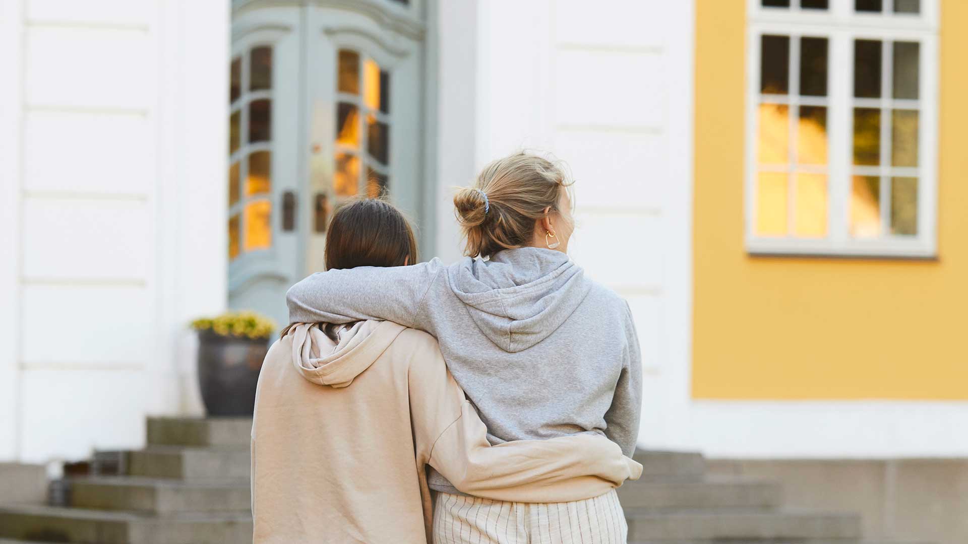 Stipendier En Hndsrkning Til Efterskoleophold Foto Trine Bukh